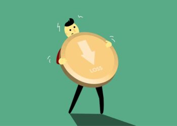 Featured image for: How to Use a 0% APR Balance Transfer Card to Pay Off Debt (and Avoid Pitfalls)